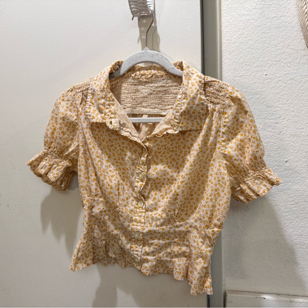 Vintage Floral smocked button down top shirt